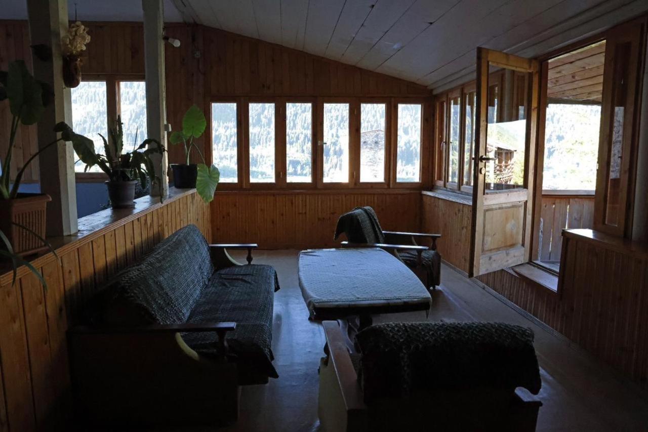 Mestialux Guesthouse Buitenkant foto