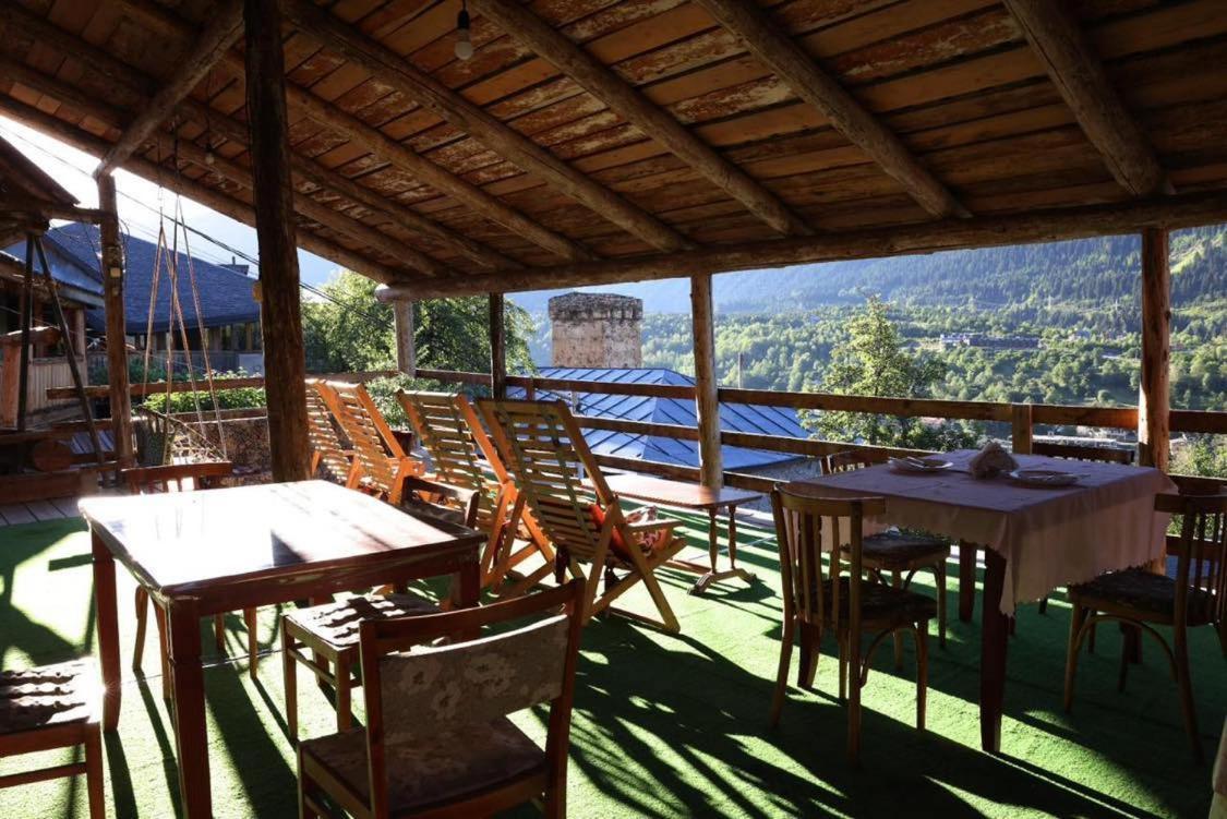 Mestialux Guesthouse Buitenkant foto