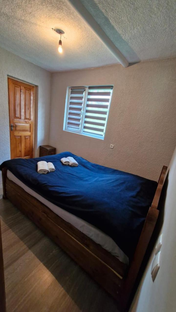 Mestialux Guesthouse Buitenkant foto