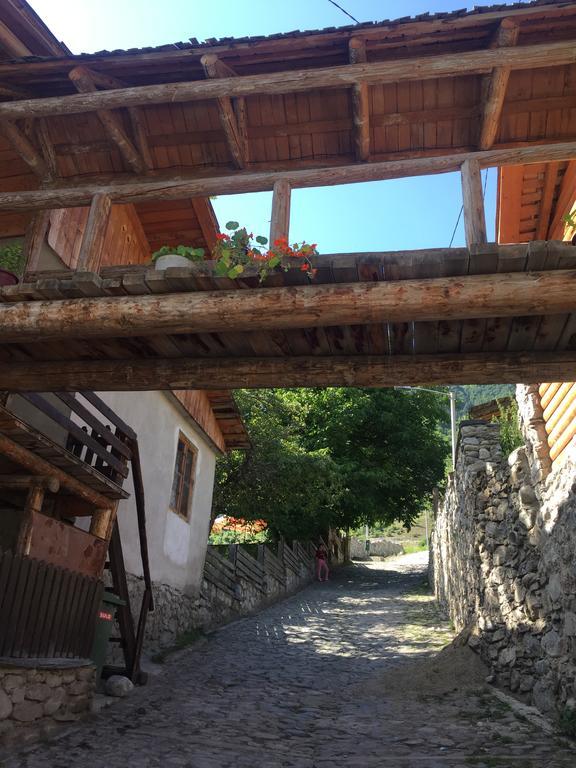 Mestialux Guesthouse Buitenkant foto