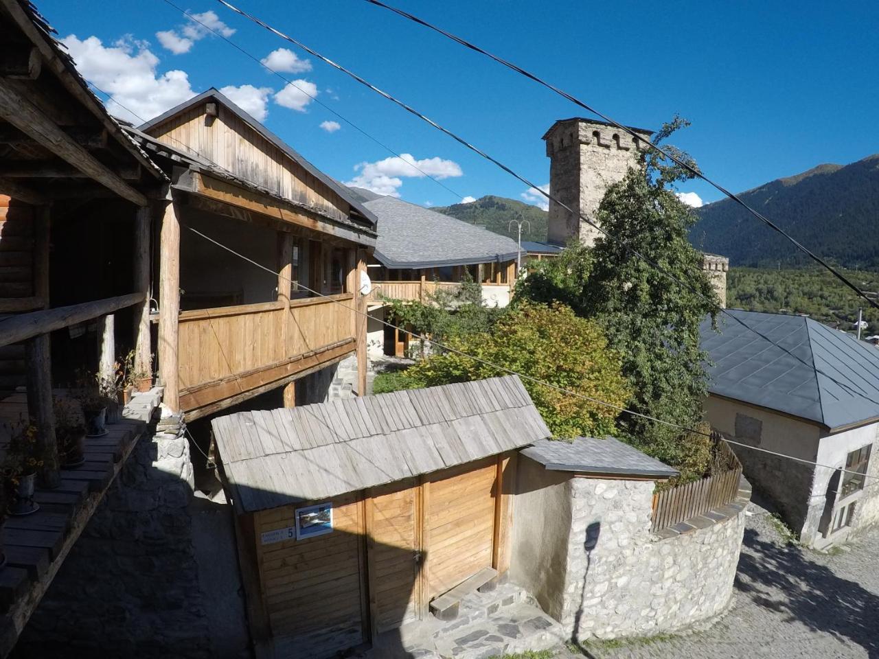 Mestialux Guesthouse Buitenkant foto